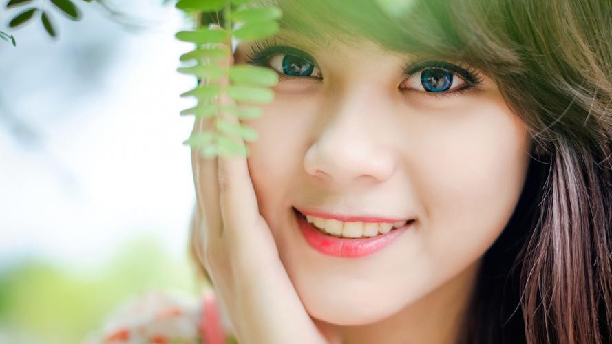 聚焦摆拍、编造、仿冒、低俗、炒作等突出问题 一批短视频账号被严处